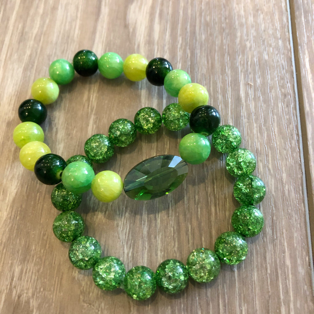 Green Crackle Beaded Bracelet